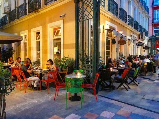 Ops Passage Restaurant & Jazz Bar